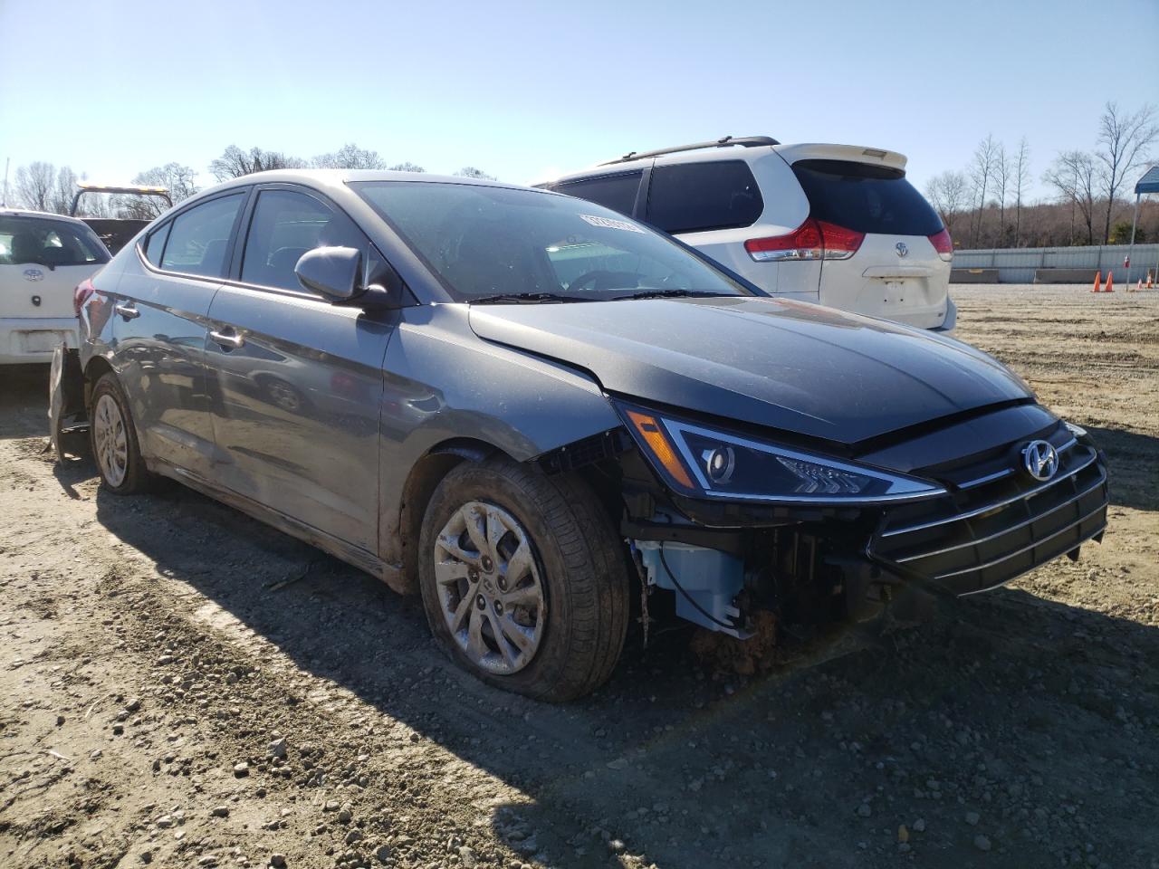 Photo 1 from auction – 2019 HYUNDAI ELANTRA SE with VIN KMHD74LF3KU787330