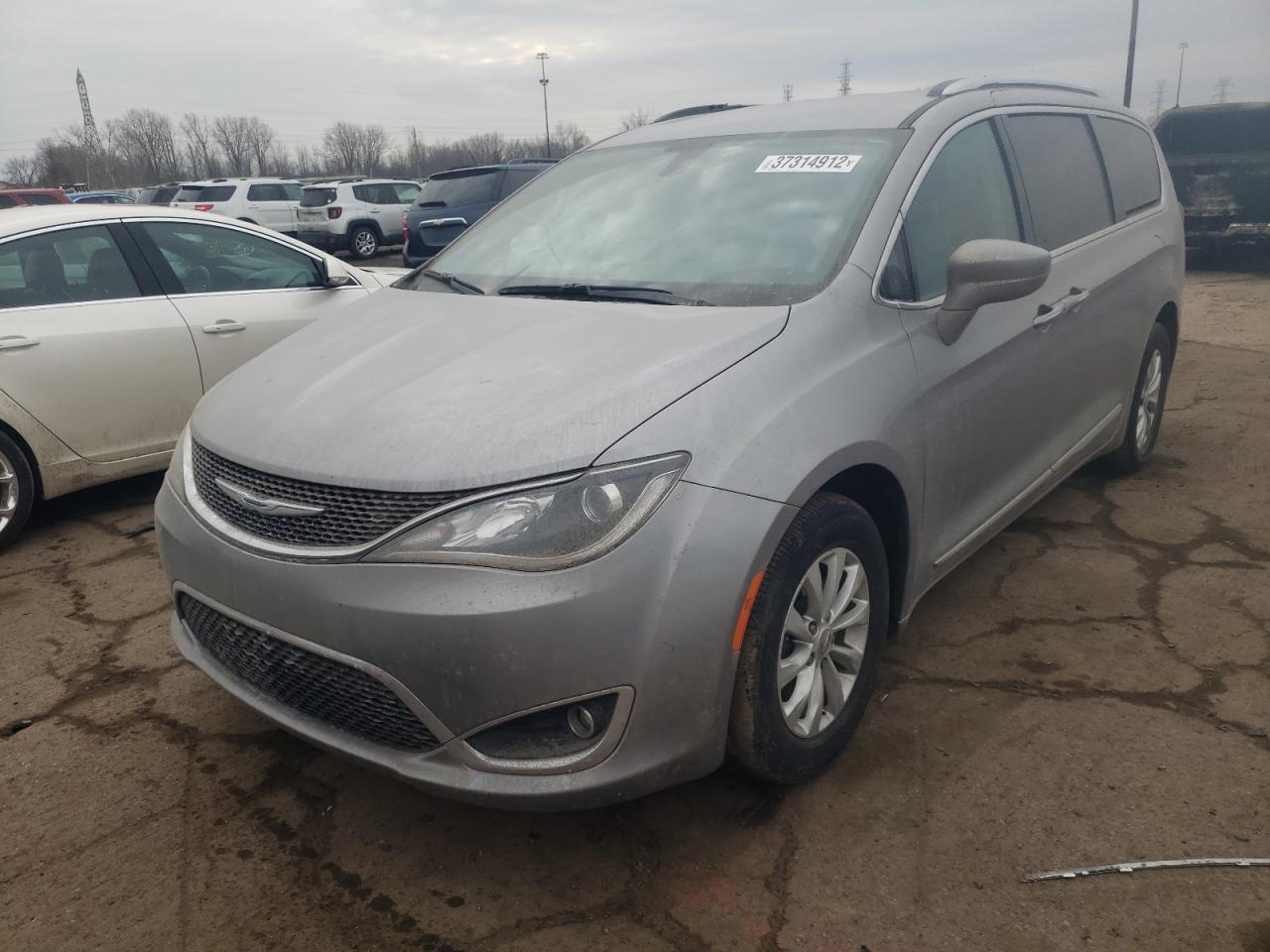 صورة رقم 2 من المزاد - 2018 CHRYSLER PACIFICA T مع VIN 2C4RC1BG1JR277276