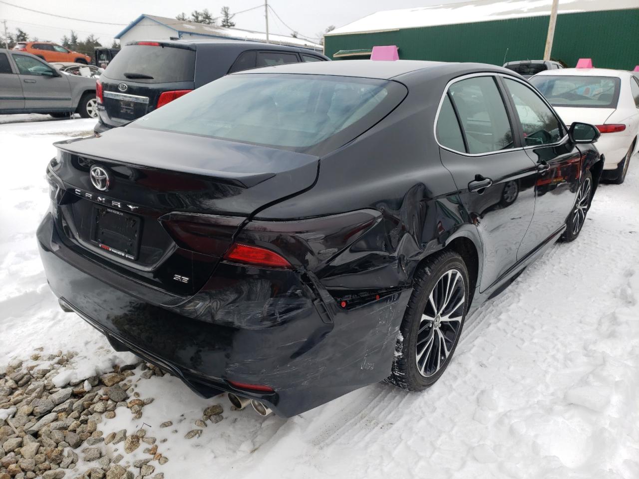 Photo 4 from auction – 2018 TOYOTA CAMRY L with VIN 4T1B11HK2JU034707