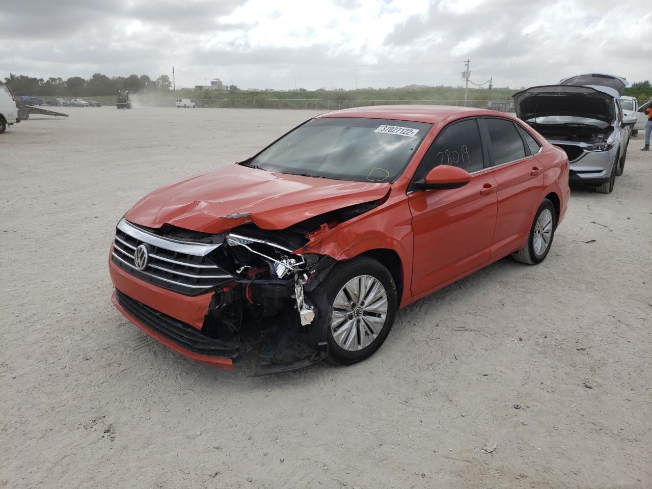 Photo 2 from auction – 2019 VOLKSWAGEN JETTA S with VIN 3VWCB7BU4KM189832