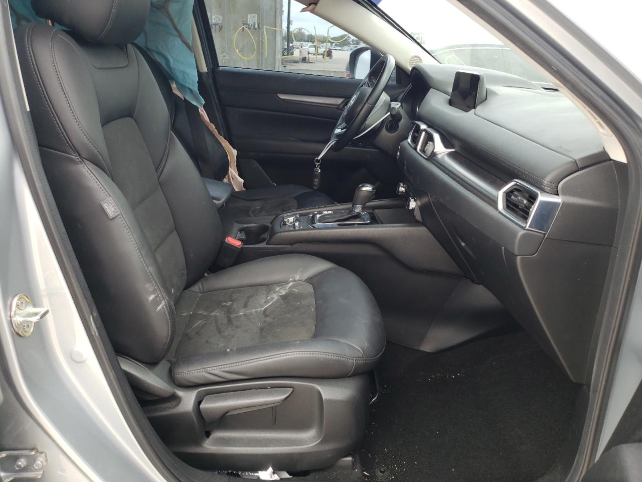 Photo 5 from auction – 2017 MAZDA CX-5 TOURI with VIN JM3KFACLXH0160893