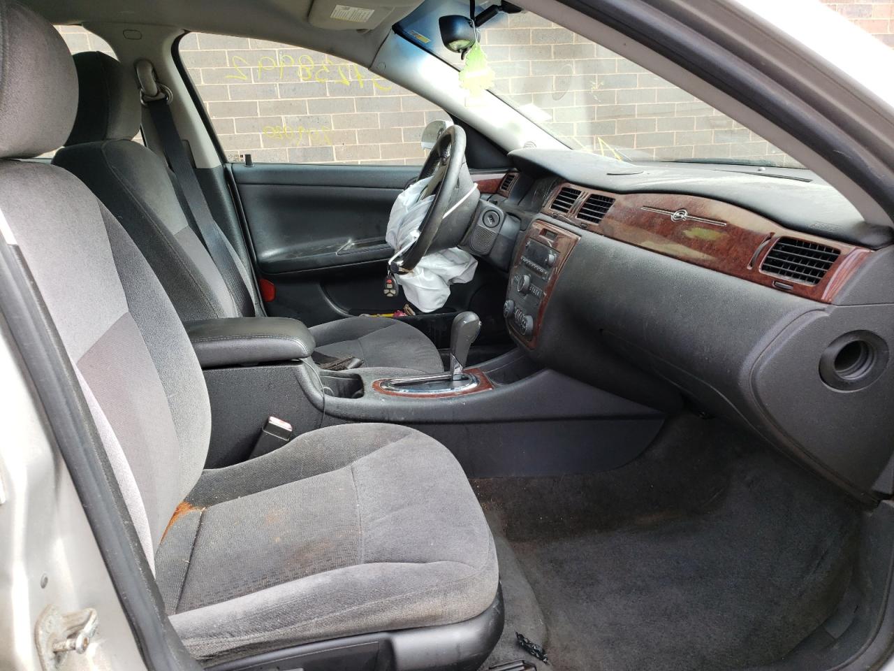 Photo 5 from auction – 2008 CHEVROLET IMPALA with VIN 2G1WC583281223954