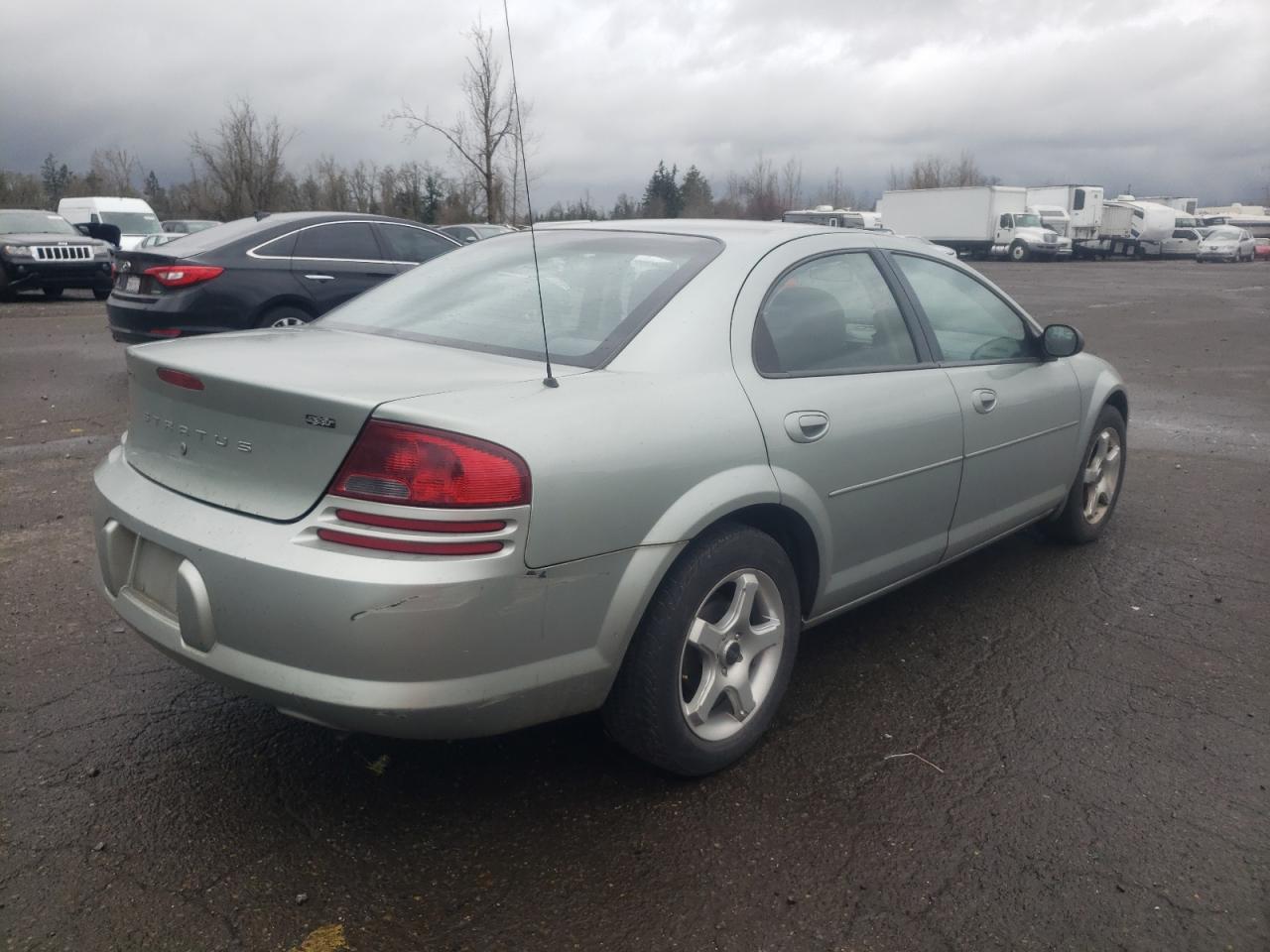 Photo 4 from auction – 2005 DODGE STRATUS SX with VIN 1B3EL46J55N599221