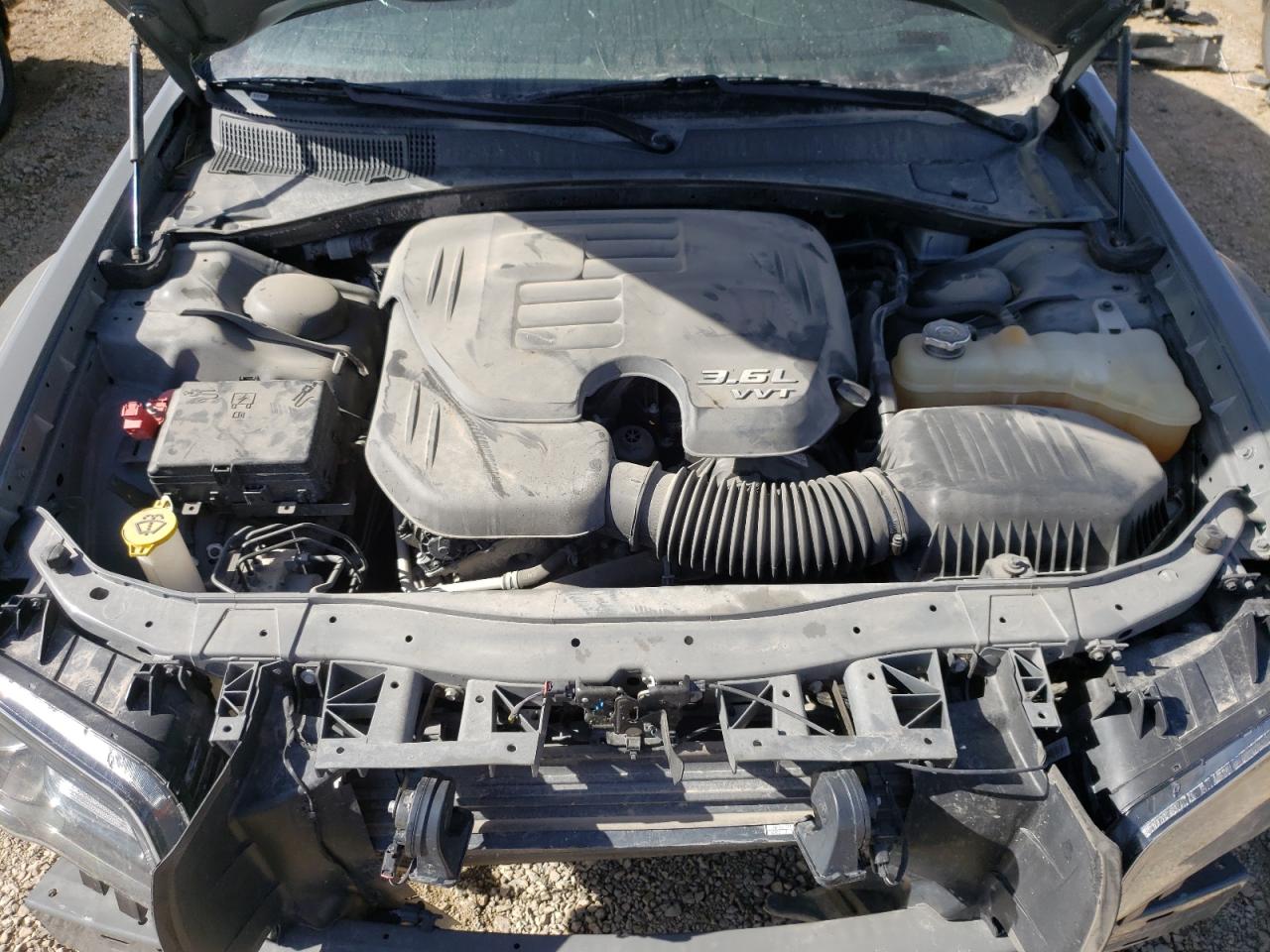 Photo 7 from auction – 2019 CHRYSLER 300 S with VIN 2C3CCAGG9KH517474