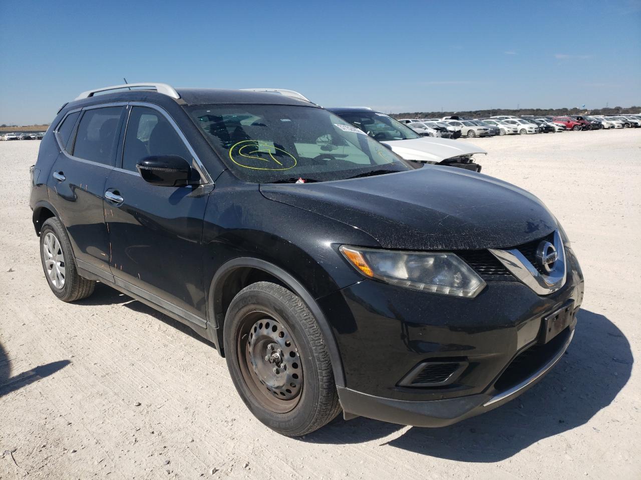 NISSAN ROGUE S 2016 with VIN 5N1AT2MT6GC830823 - Photo from auction