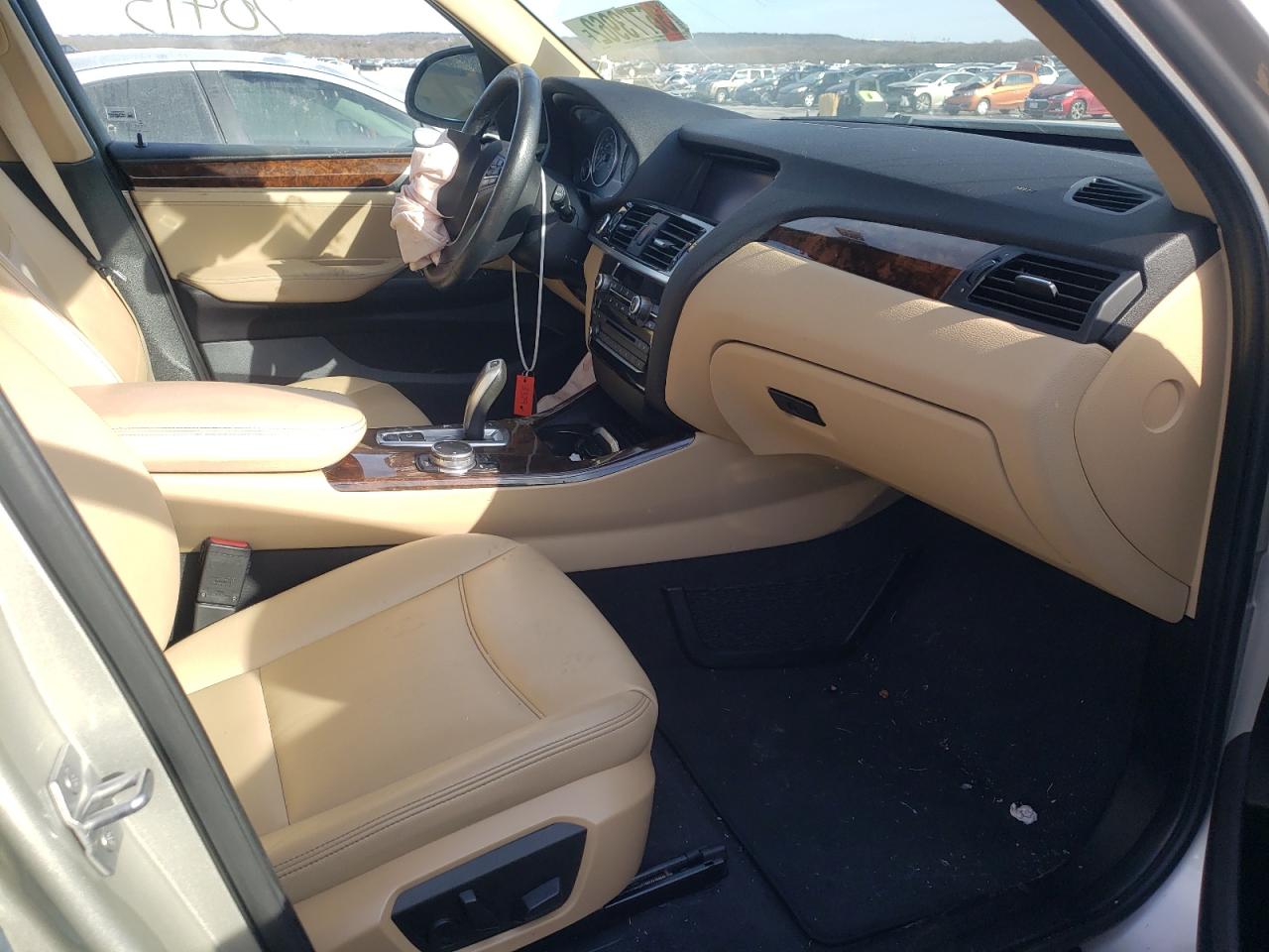 Photo 5 from auction – 2016 BMW X3 XDRIVE2 with VIN 5UXWX9C55G0D75170