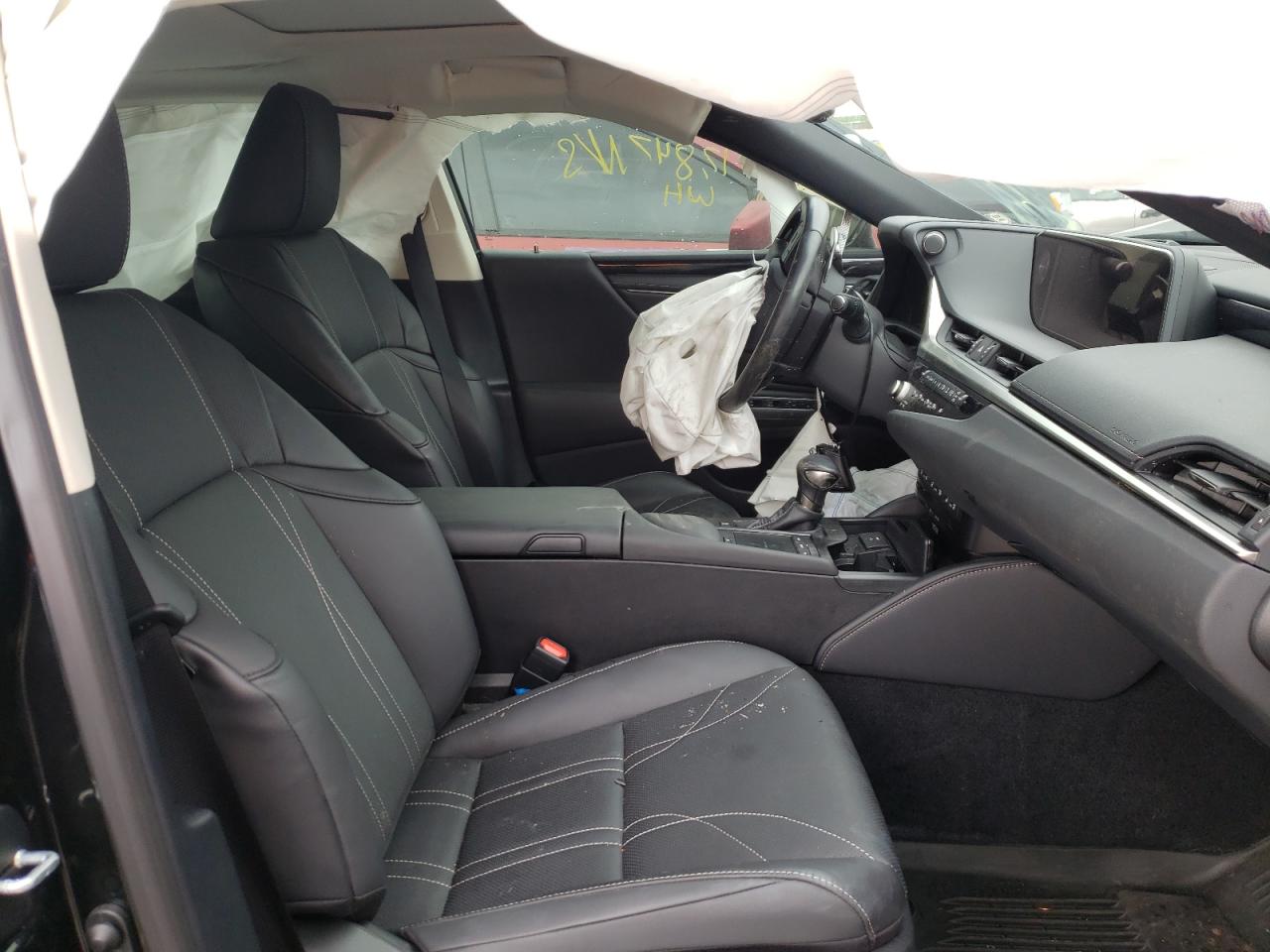 Photo 5 from auction – 2021 LEXUS ES 300H LU with VIN 58AEA1C18MU001302