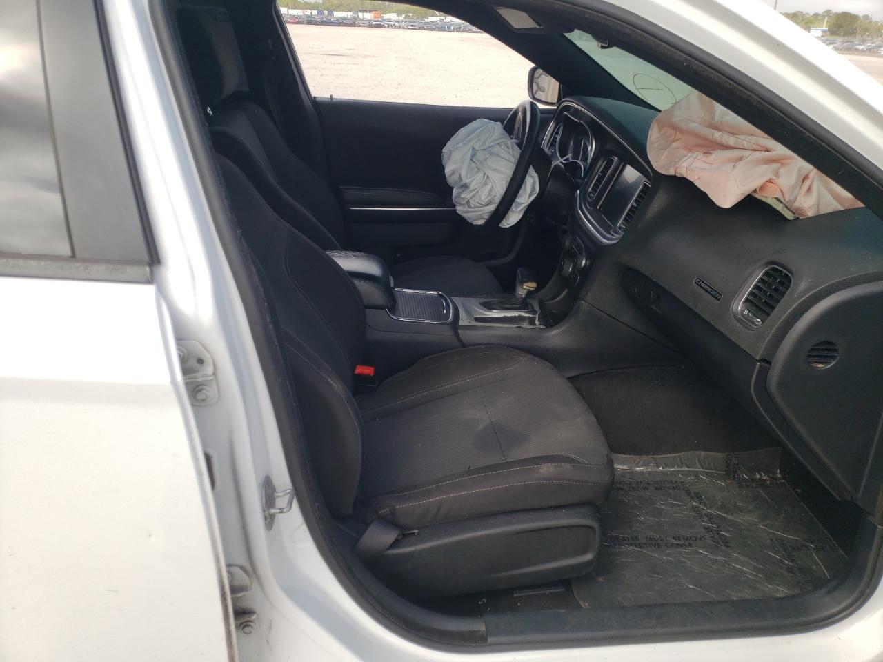 Photo 5 from auction – 2015 DODGE CHARGER R/ with VIN 2C3CDXCTXFH741992