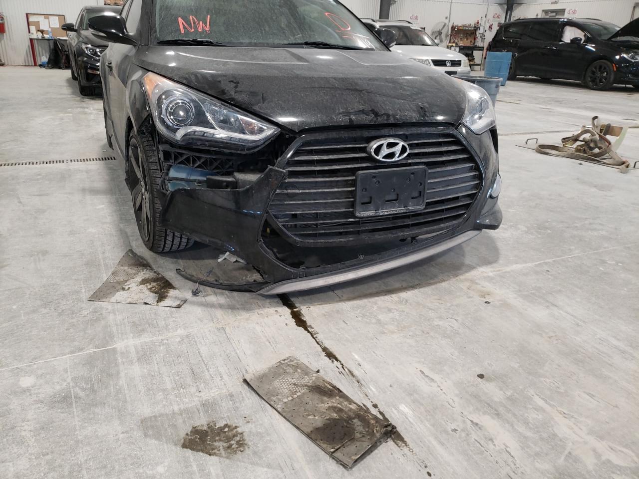 Photo 9 from auction – 2015 HYUNDAI VELOSTER T with VIN KMHTC6AE8FU227919