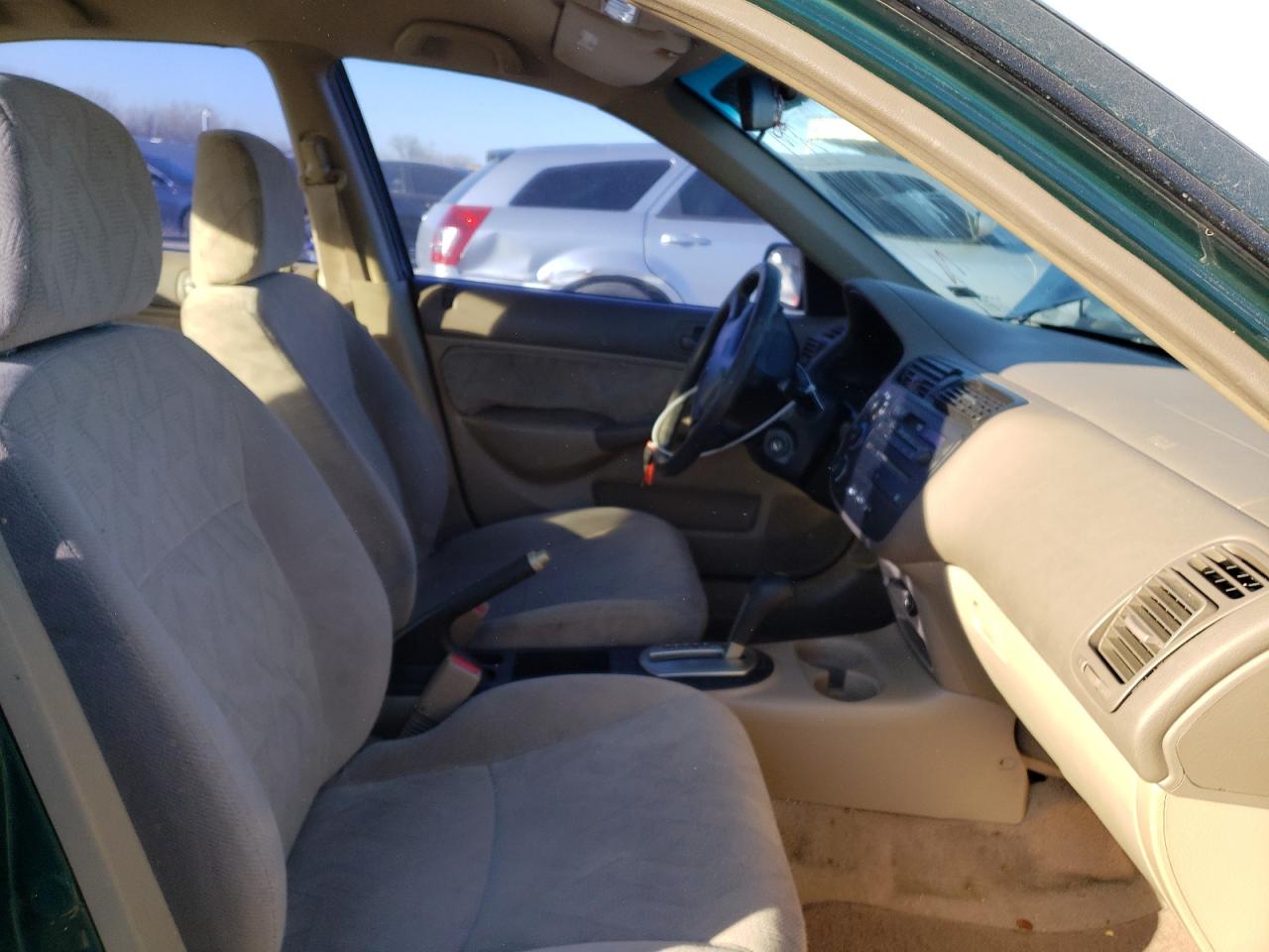 Photo 5 from auction – 2001 HONDA CIVIC LX with VIN JHMES16591S006750