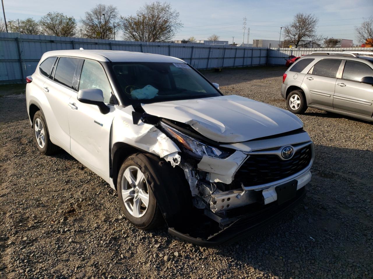 TOYOTA HIGHLANDER 2020 with VIN 5TDZARAHXLS501914 - Photo from auction