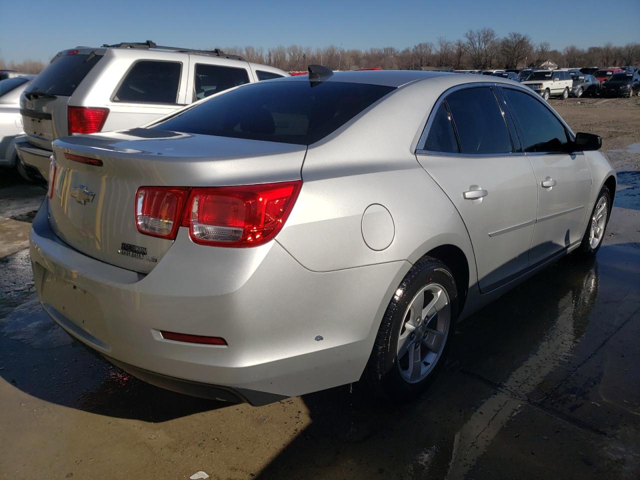 Zdjęcie 4 z aukcji – 2015 CHEVROLET MALIBU LS z VIN 1G11A5SL2FF304970