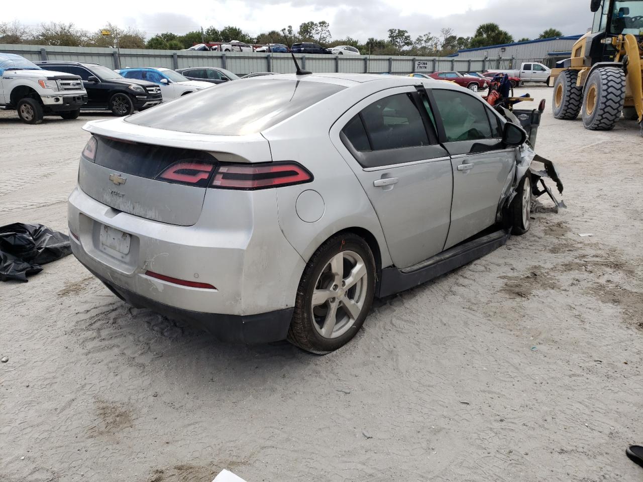 Photo 4 from auction – 2014 CHEVROLET VOLT with VIN 1G1RC6E45EU167203