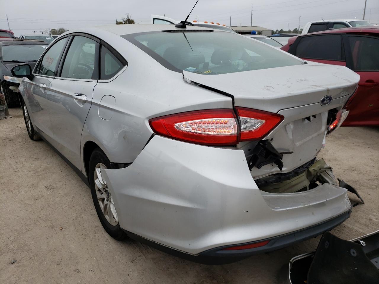 Photo 3 from auction – 2016 FORD FUSION S with VIN 3FA6P0G77GR376896