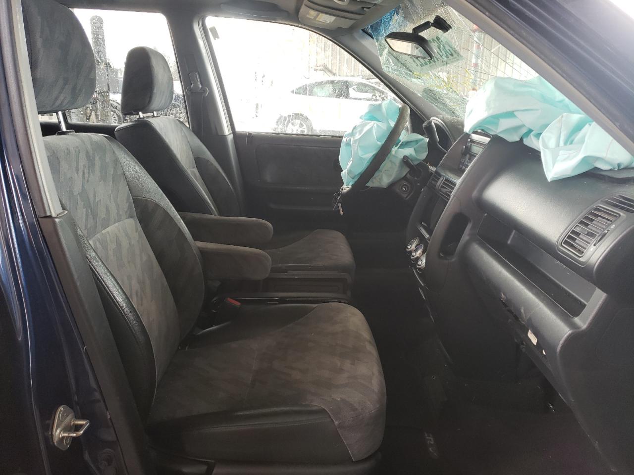 Photo 5 from auction – 2003 HONDA CR-V EX with VIN SHSRD78893U149939