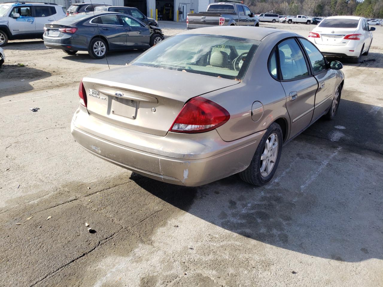 Photo 4 from auction – 2006 FORD TAURUS SEL with VIN 1FAFP56U76A155585