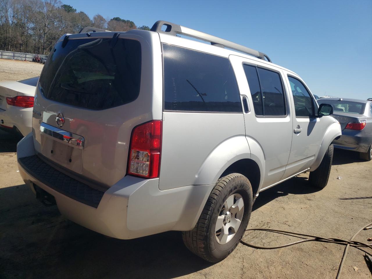 Photo 4 from auction – 2012 NISSAN PATHFINDER with VIN 5N1AR1NN8CC640816