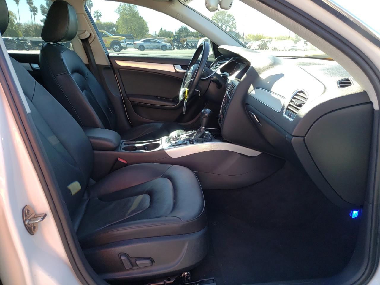 Photo 5 from auction – 2010 AUDI A4 PREMIUM with VIN WAUEFAFL3AN022782