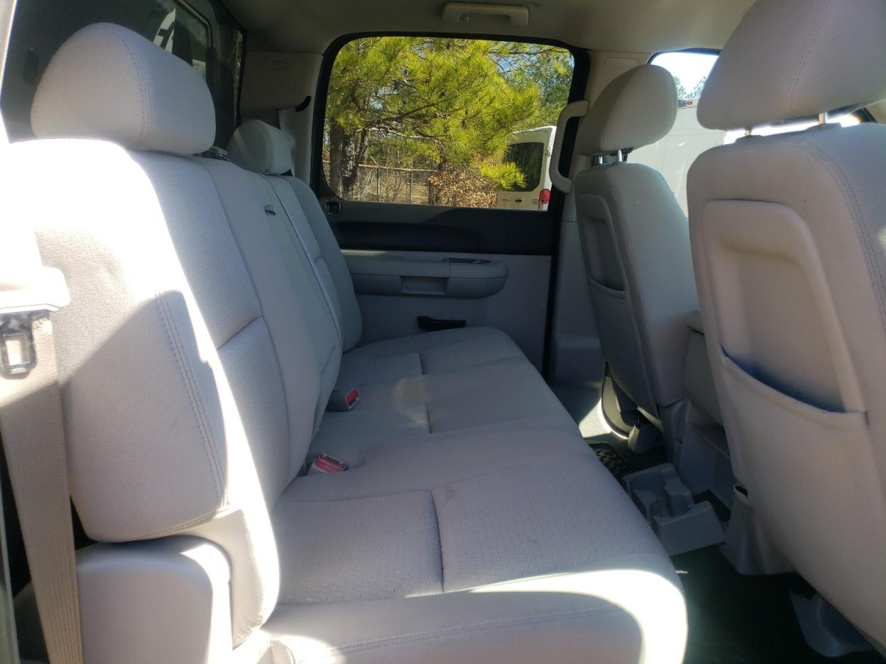 Photo 6 from auction – 2010 CHEVROLET SILVERADO with VIN 1GC4KXBG1AF119172
