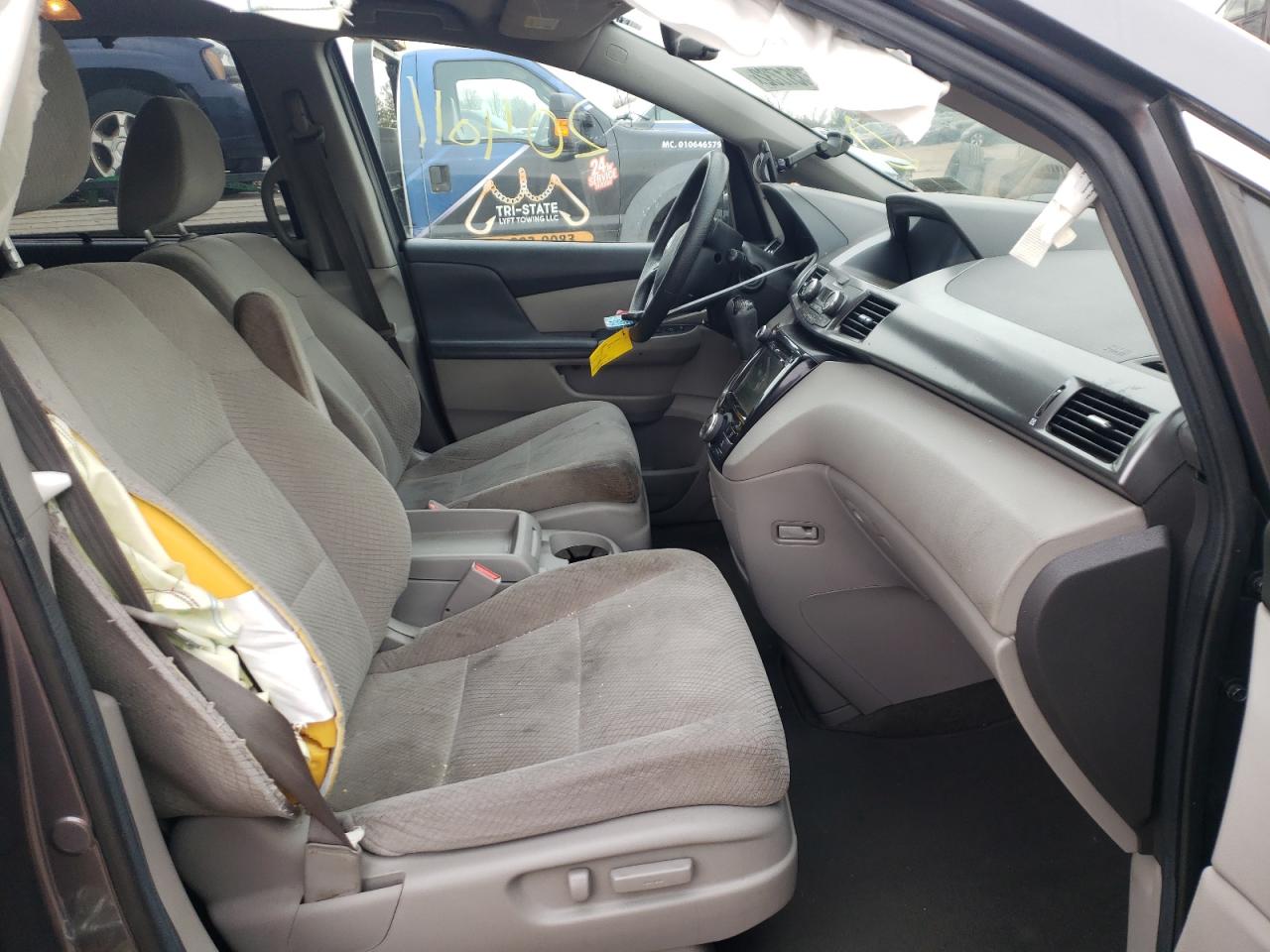Photo 5 from auction – 2014 HONDA ODYSSEY EX with VIN 5FNRL5H49EB049080