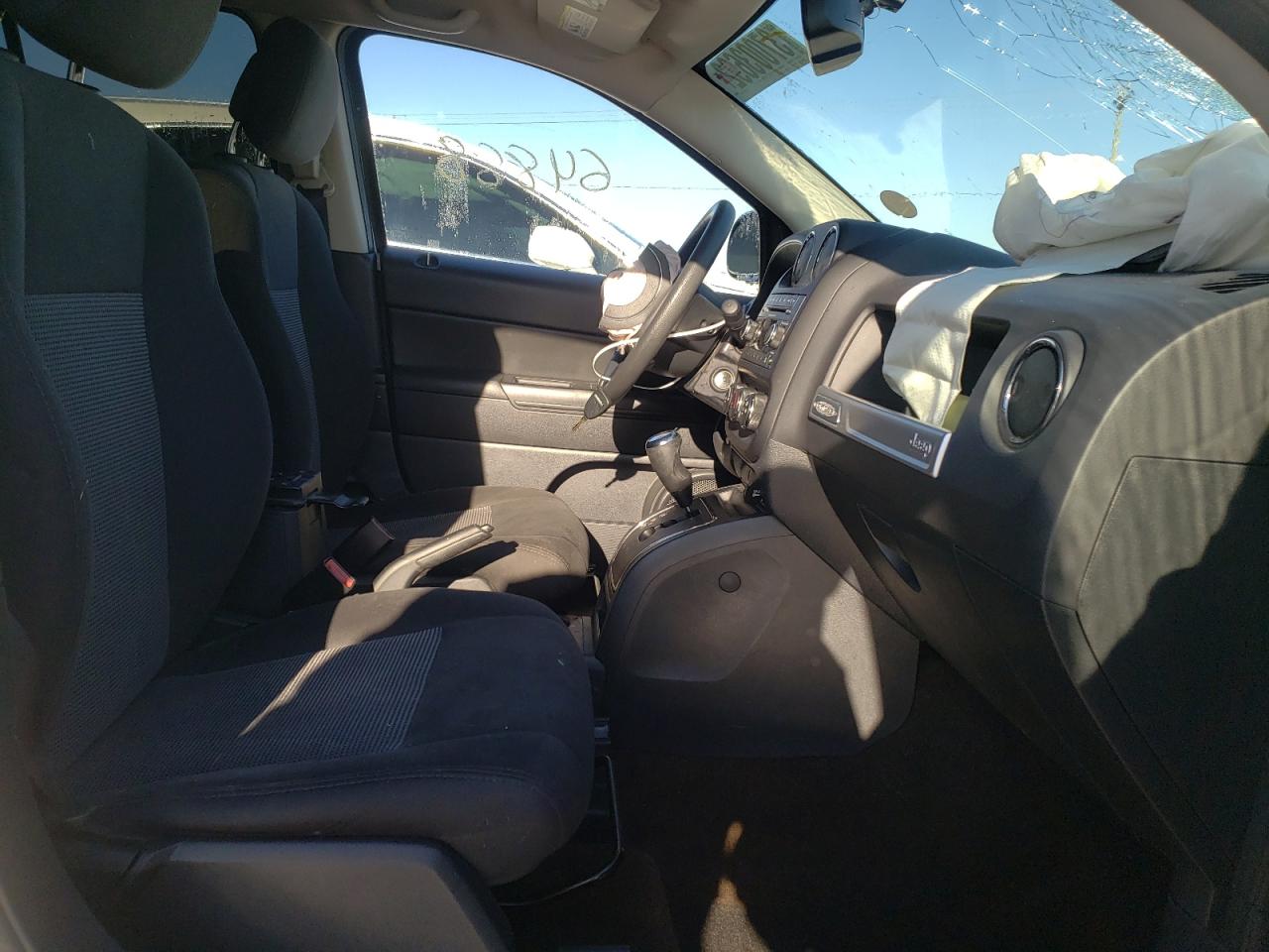 Photo 5 from auction – 2016 JEEP COMPASS SP with VIN 1C4NJCBA7GD620311