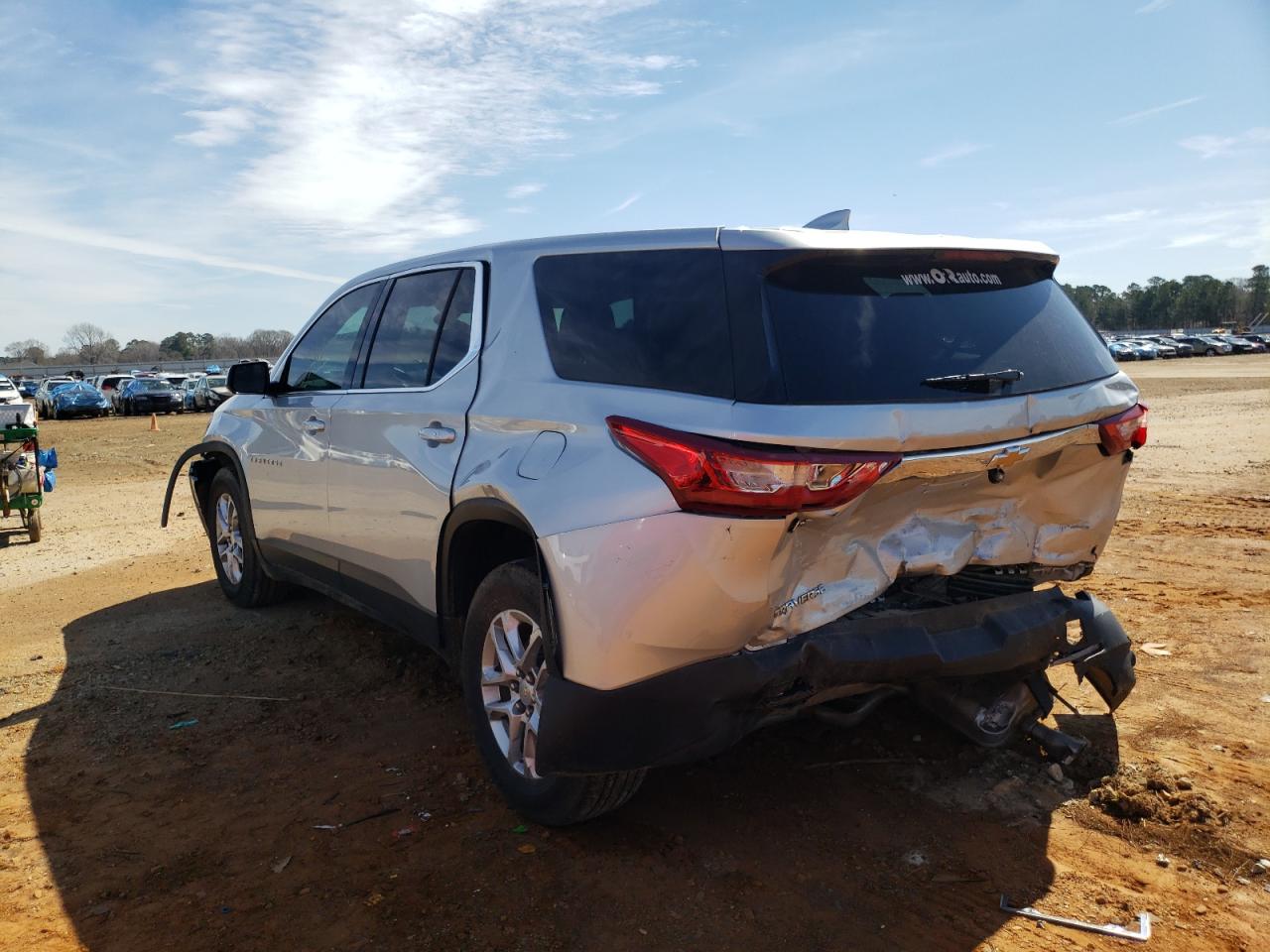 Photo 3 from auction – 2018 CHEVROLET TRAVERSE L with VIN 1GNERFKW0JJ193432