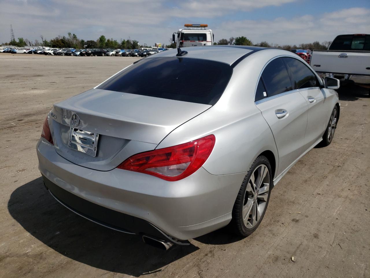 Photo 4 from auction – 2016 MERCEDES-BENZ CLA 250 with VIN WDDSJ4EB2GN350868