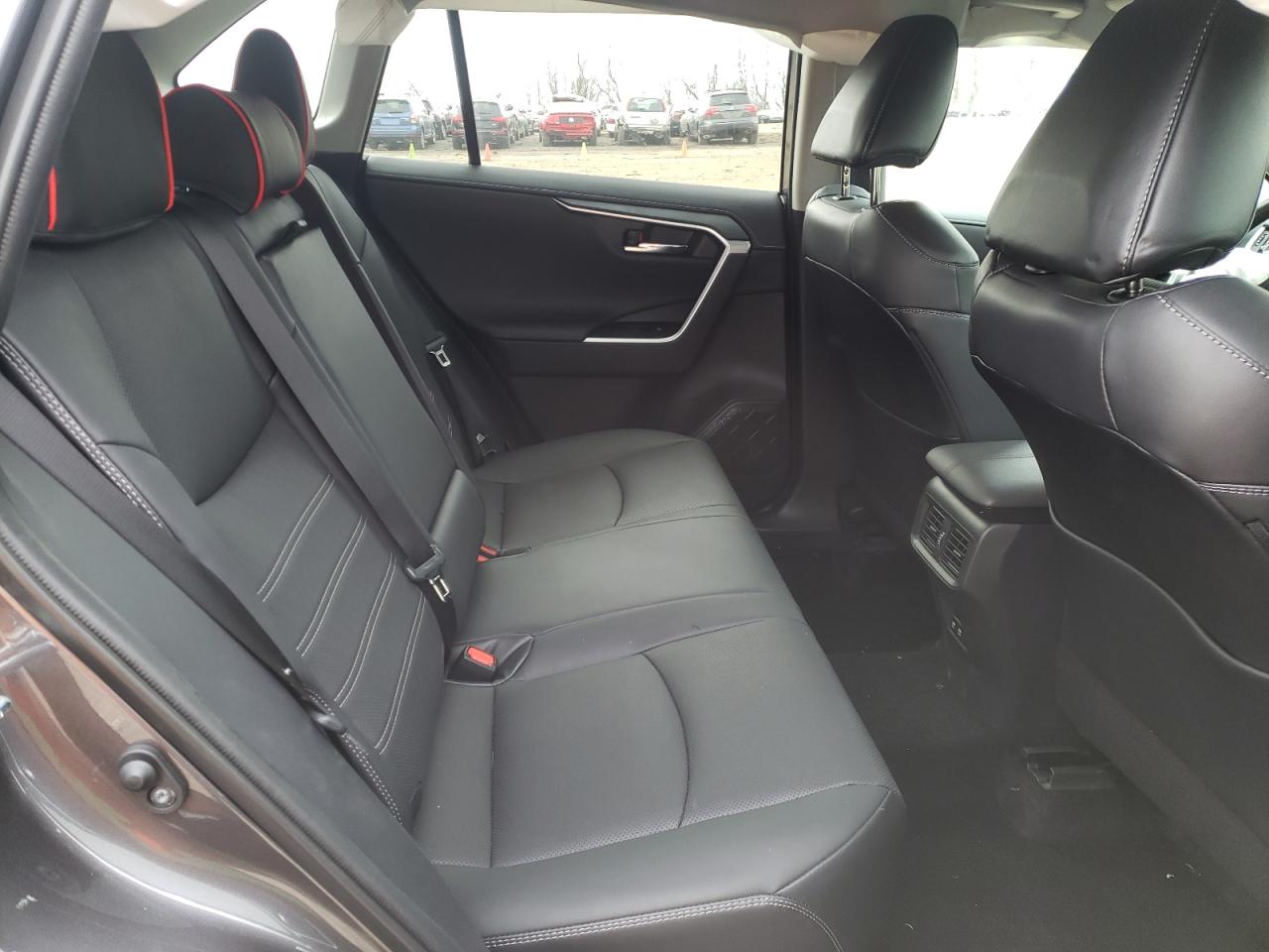 Photo 6 from auction – 2021 TOYOTA RAV4 LIMIT with VIN 2T3N1RFV6MC247858