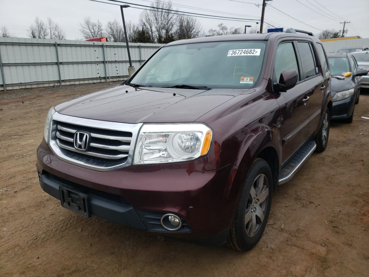 Photo 2 from auction – 2013 HONDA PILOT TOUR with VIN 5FNYF4H98DB037705