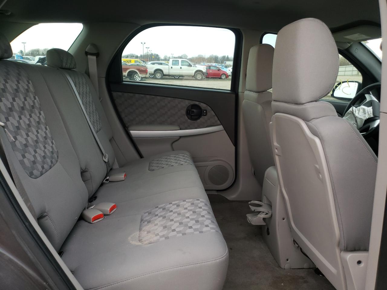 Photo 6 from auction – 2007 CHEVROLET EQUINOX LS with VIN 2CNDL23FX76086581