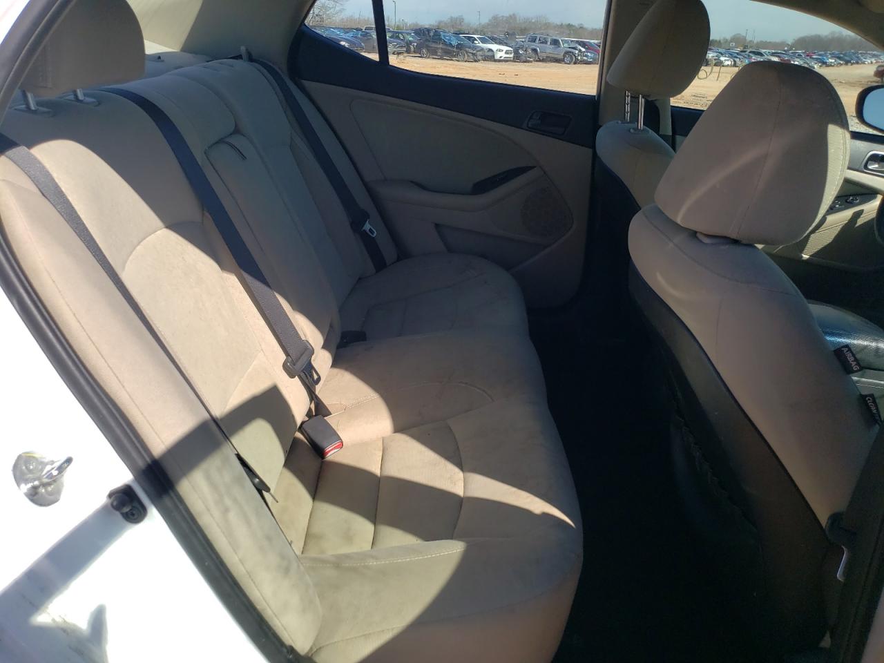 Photo 6 from auction – 2014 KIA OPTIMA LX with VIN 5XXGM4A74EG334737