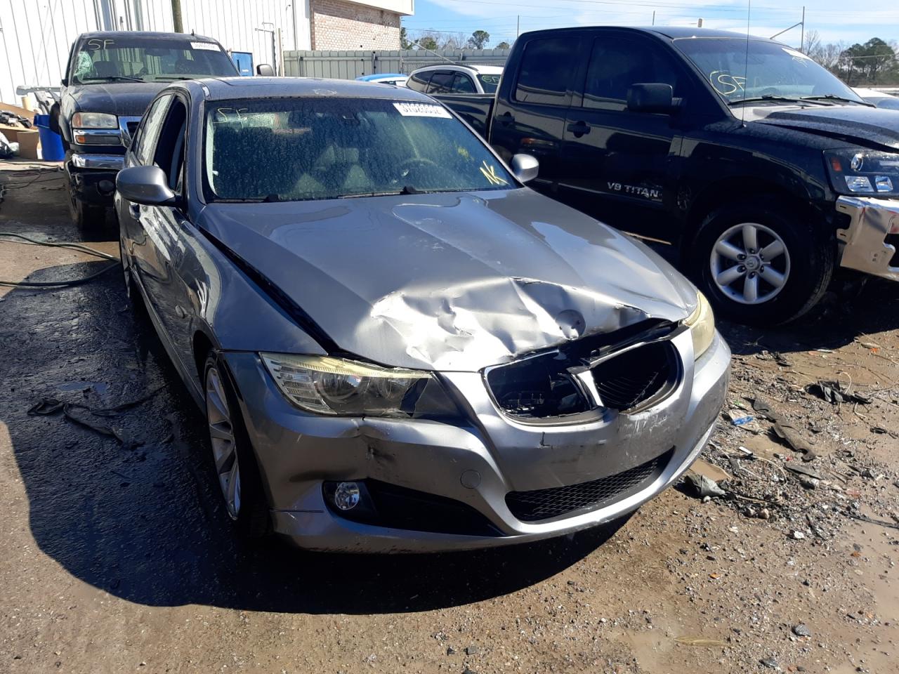 Photo 9 from auction – 2009 BMW 328 I with VIN WBAPH77539NM29373