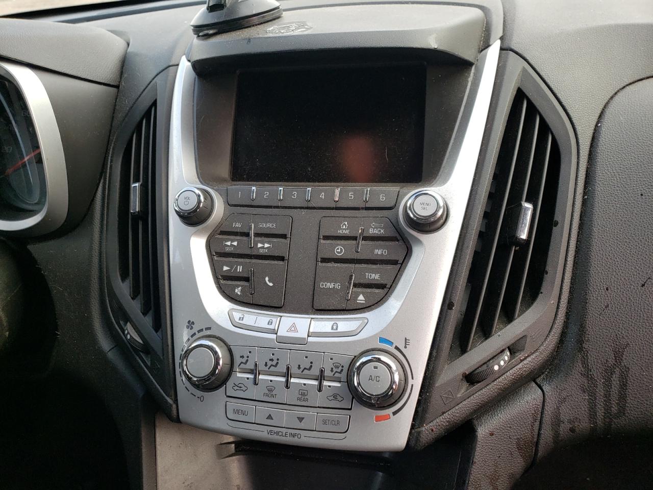 Photo 9 from auction – 2015 CHEVROLET EQUINOX LT with VIN 2GNFLFEK9F6291040
