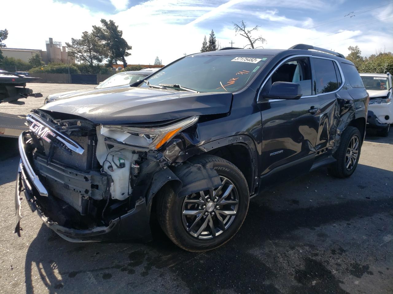 Photo 2 from auction – 2017 GMC ACADIA SLT with VIN 1GKKNMLS2HZ218080
