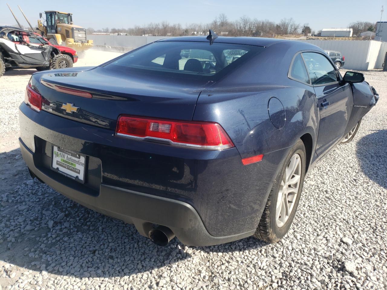 Photo 4 from auction – 2015 CHEVROLET CAMARO LS with VIN 2G1FB1E34F9309328