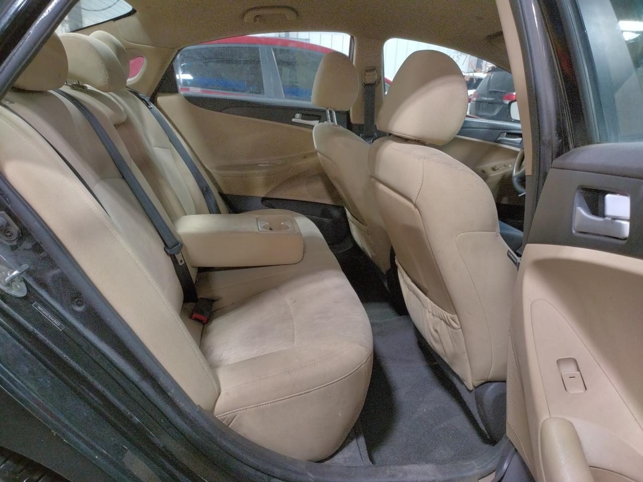 Photo 6 from auction – 2012 HYUNDAI SONATA GLS with VIN 5NPEB4AC3CH435621