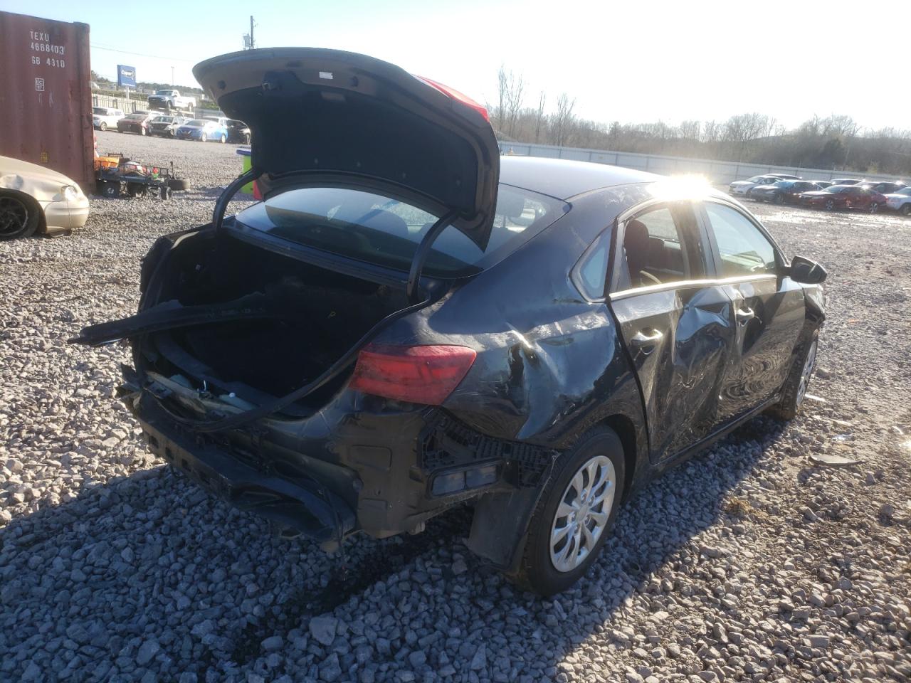 Photo 4 from auction – 2021 KIA FORTE FE with VIN 3KPF24AD7ME401250