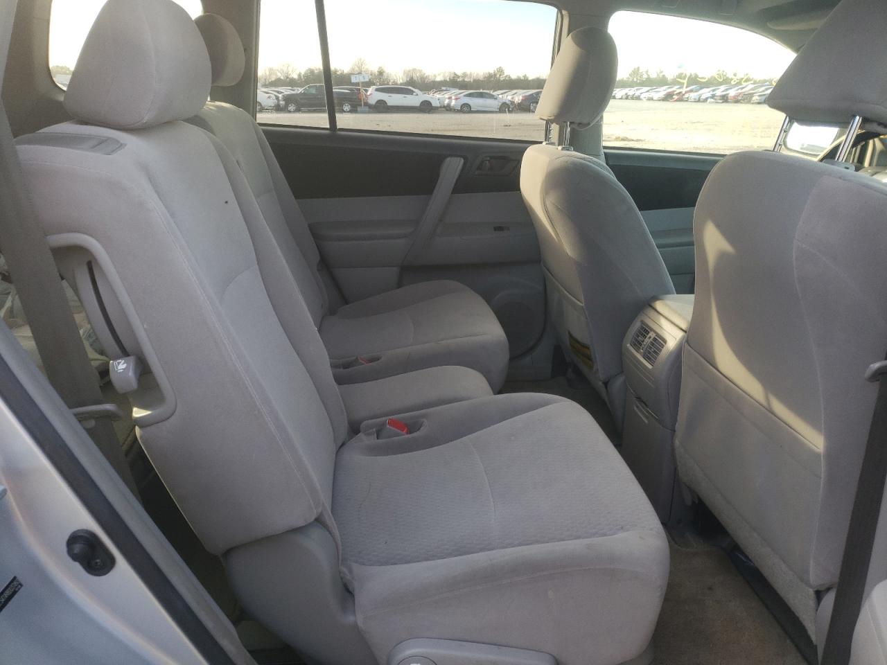 Photo 6 from auction – 2008 TOYOTA HIGHLANDER with VIN JTEES41A982037493