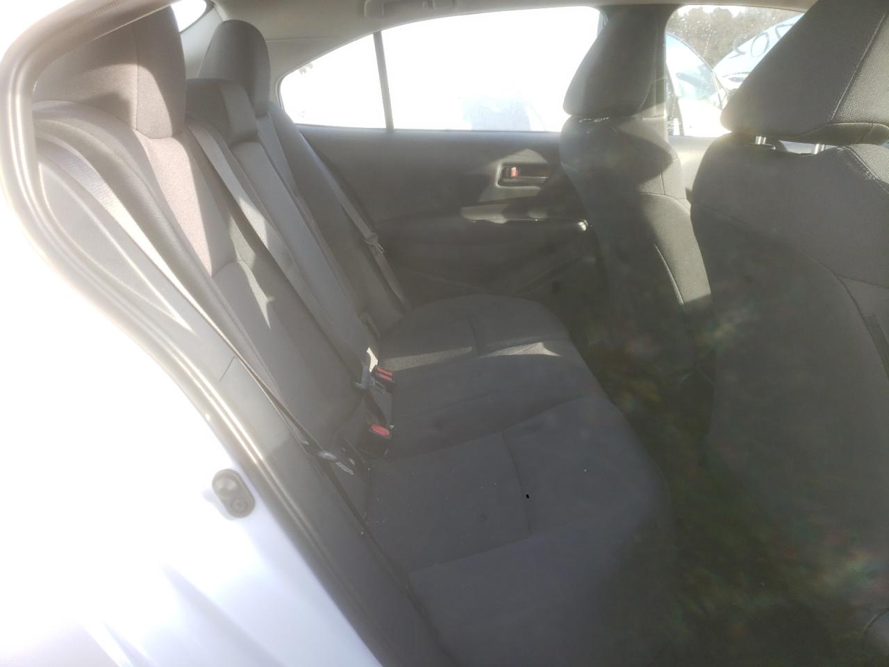 Photo 6 from auction – 2022 TOYOTA COROLLA LE with VIN 5YFEPMAE5NP285701