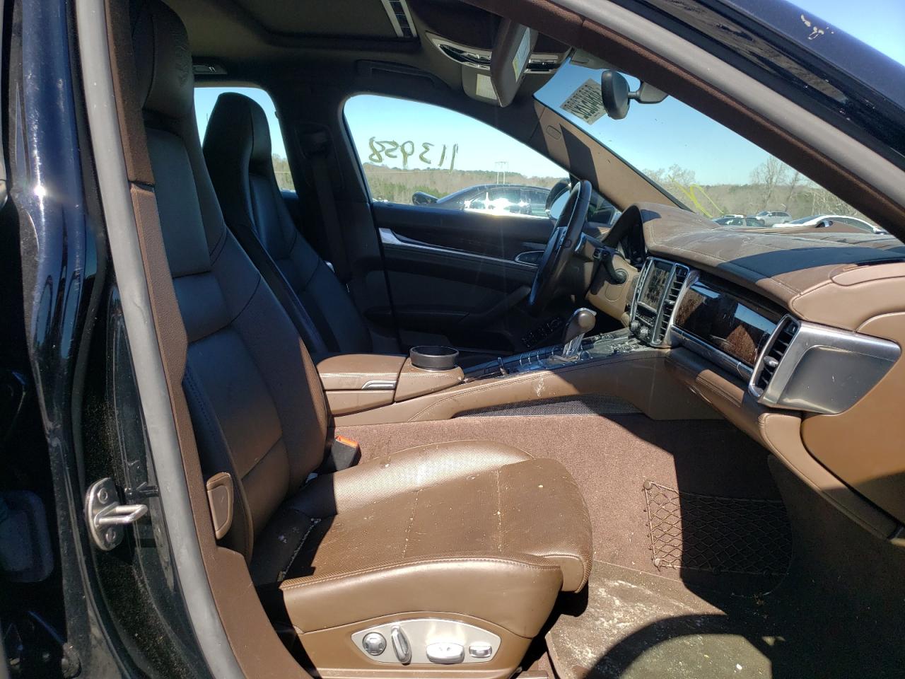 Photo 5 from auction – 2016 PORSCHE PANAMERA 2 with VIN WP0AA2A76GL005012