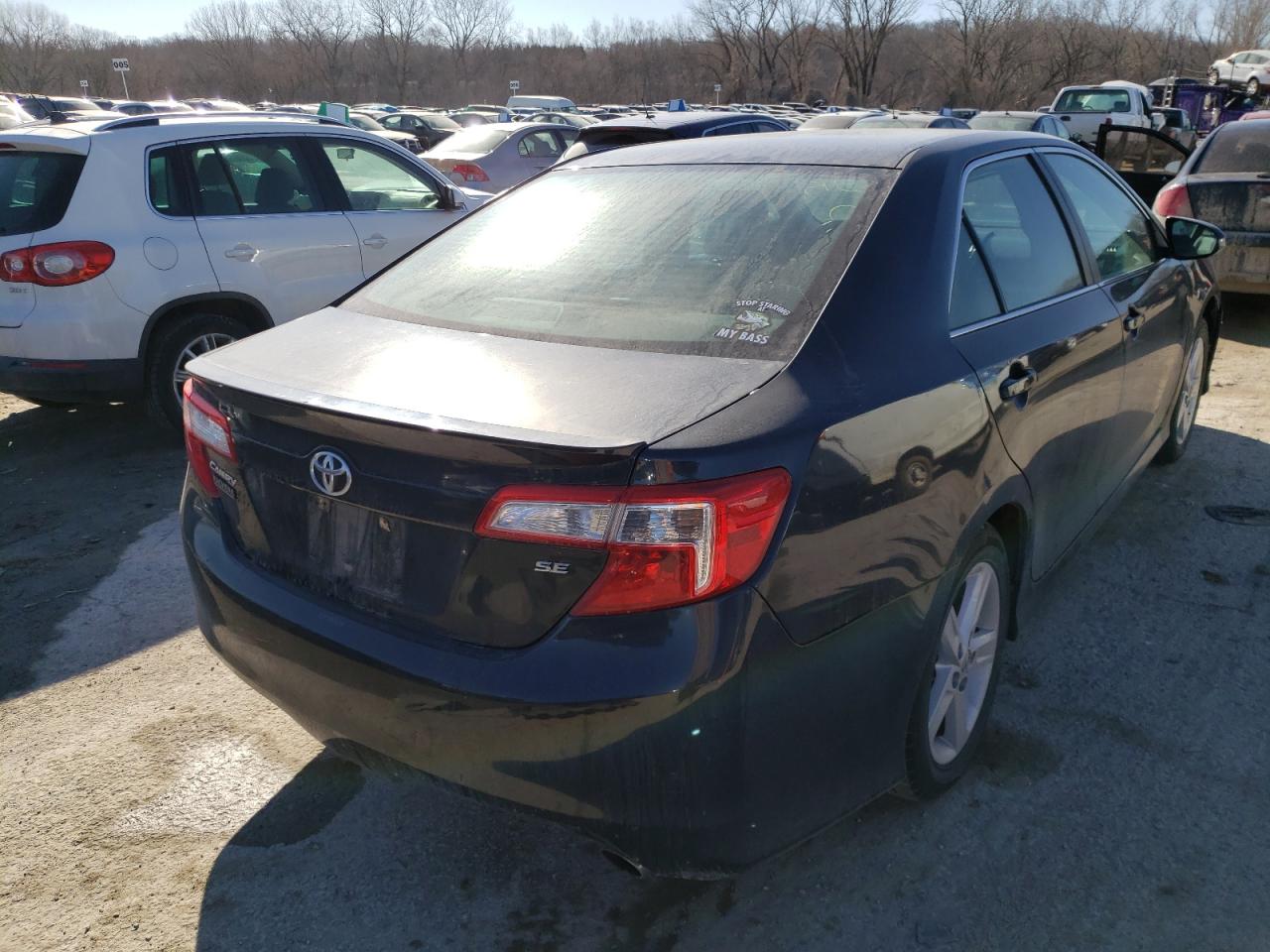 Photo 4 from auction – 2014 TOYOTA CAMRY L with VIN 4T1BF1FK6EU335670