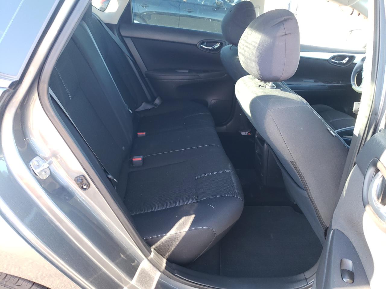 Photo 6 from auction – 2017 NISSAN SENTRA S with VIN 3N1AB7AP3HY257032