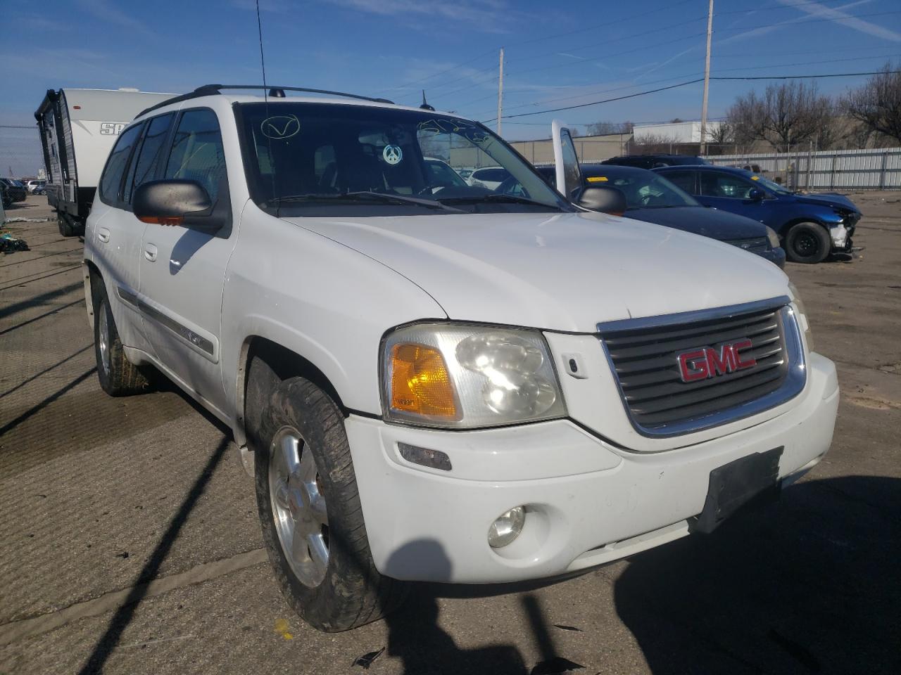 GMC ENVOY 2005 with VIN 1GKDT13S552356164 - Photo from auction