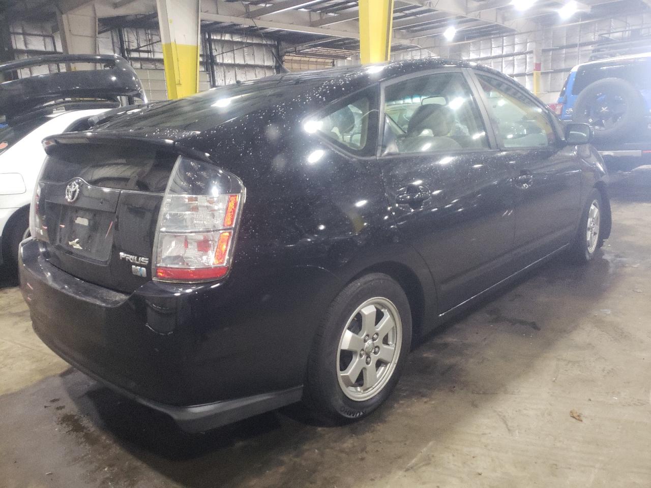 Photo 4 from auction – 2005 TOYOTA PRIUS with VIN JTDKB20U453112775