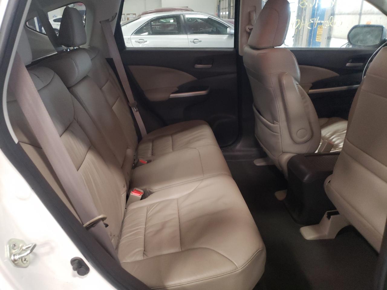 Photo 6 from auction – 2013 HONDA CRV with VIN 5J6RM4H70DL046799