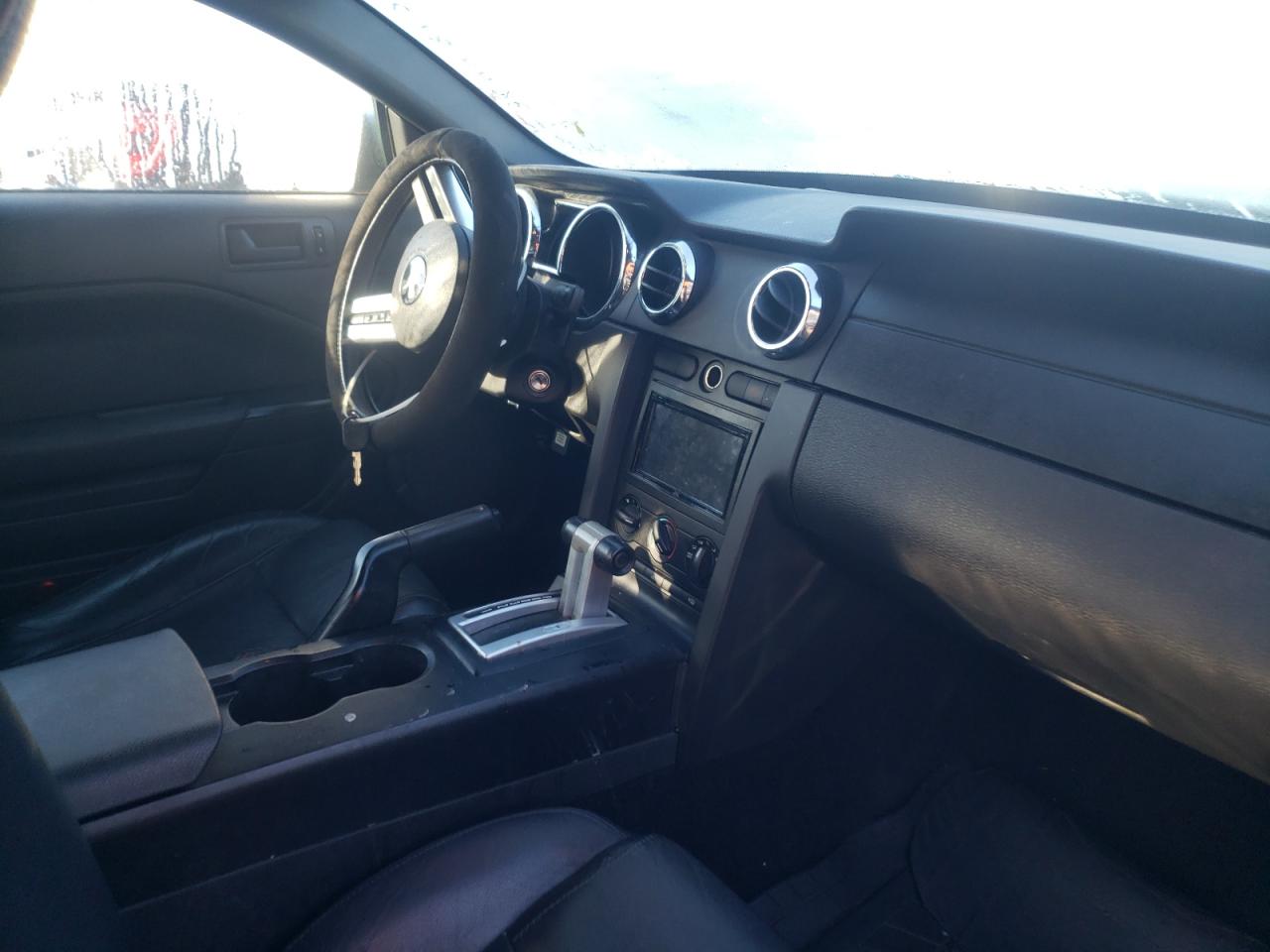 Photo 9 from auction – 2005 FORD MUSTANG with VIN 1ZVFT80N855239248