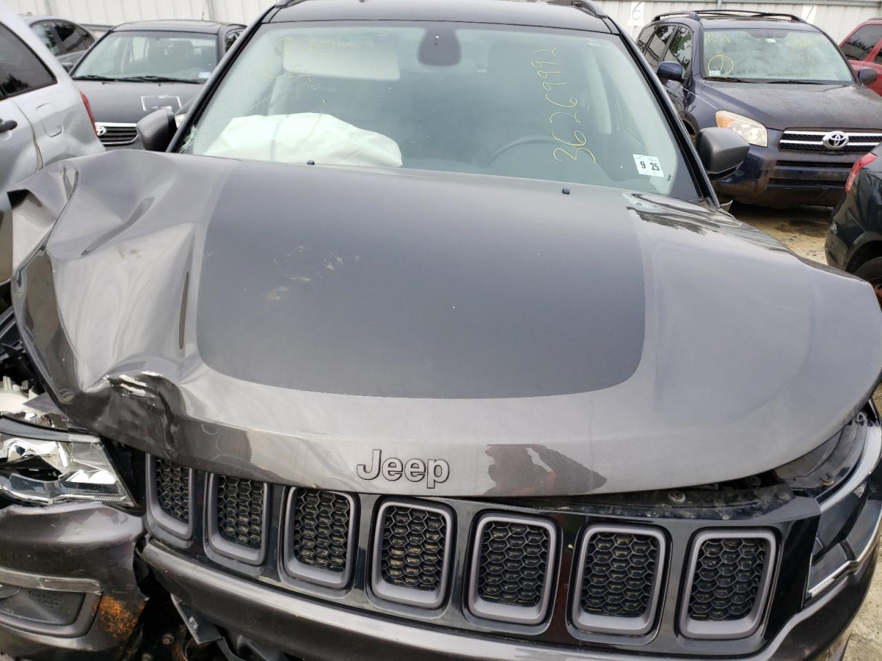 Photo 7 from auction – 2020 JEEP COMPASS TR with VIN 3C4NJDDBXLT106839