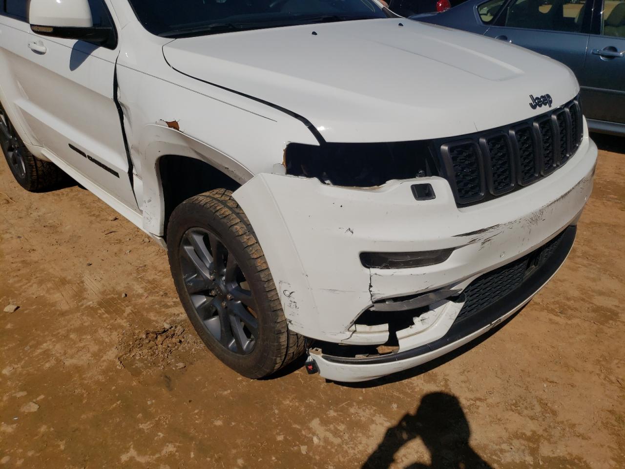 Photo 9 from auction – 2018 JEEP GRAND CHER with VIN 1C4RJFCM3JC389349