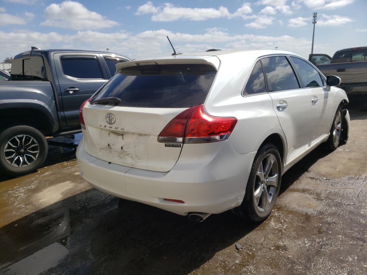 Photo 4 from auction – 2011 TOYOTA VENZA with VIN 4T3ZK3BB1BU038790