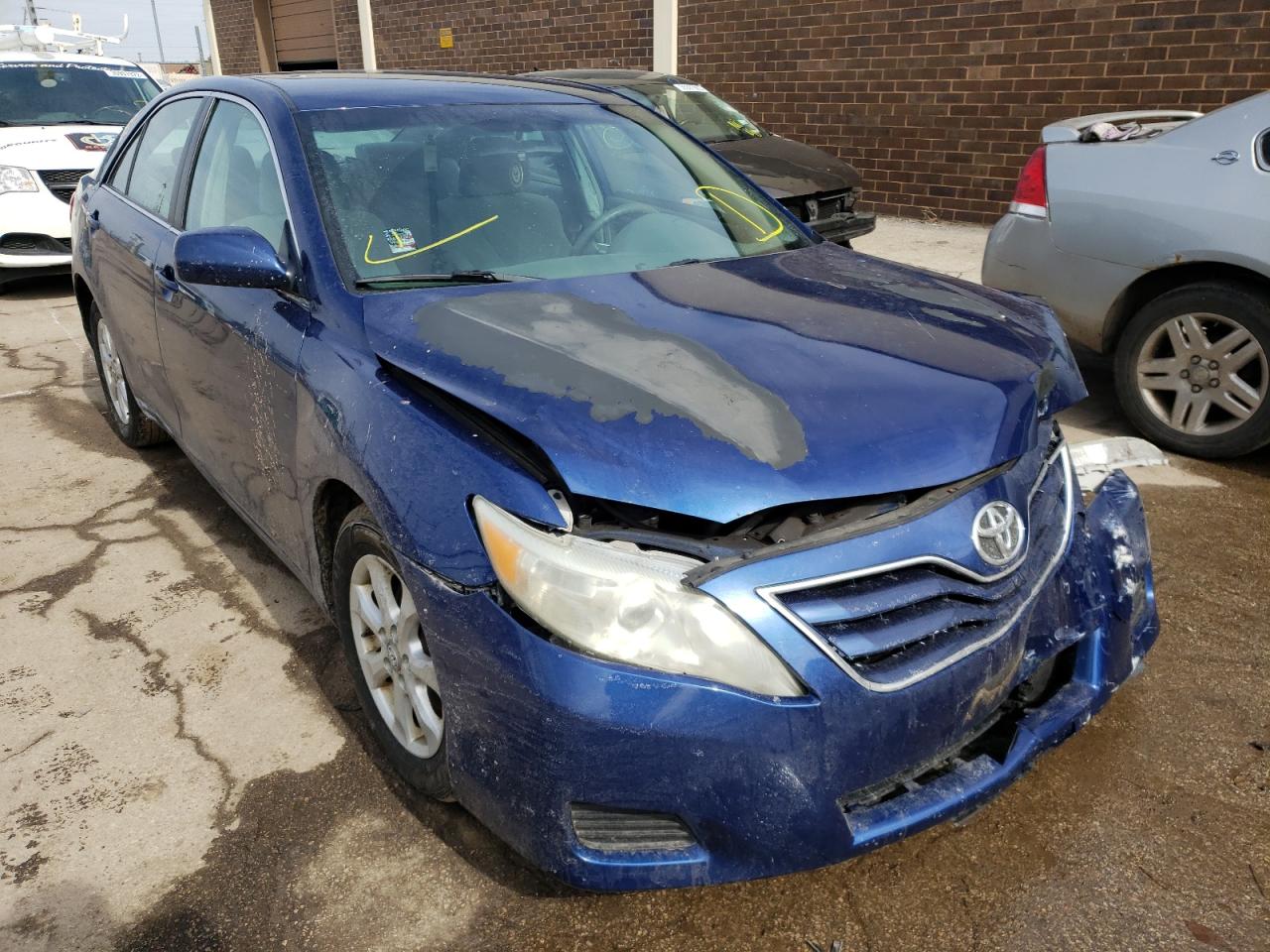 TOYOTA CAMRY BASE 2011 with VIN 4T4BF3EK7BR102752 - Photo from auction